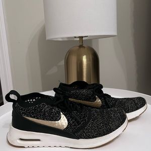 Nike Air Max Thea Ultra Flyknit Metallic 881564-001 Wmn Sz 7- great condition